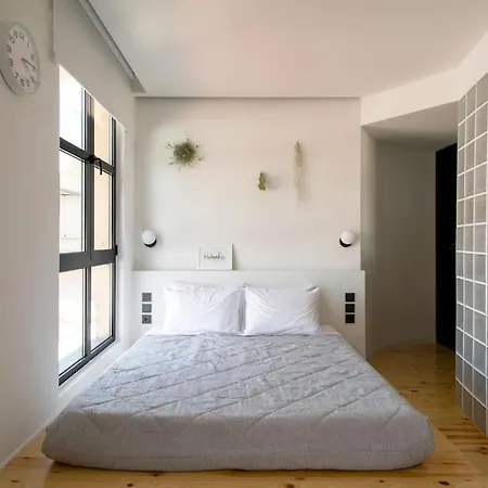 Hoppersgr- Amazing In The Heart Of - 4 Athens